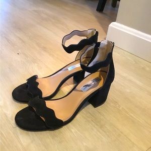 INC woman’s black suede